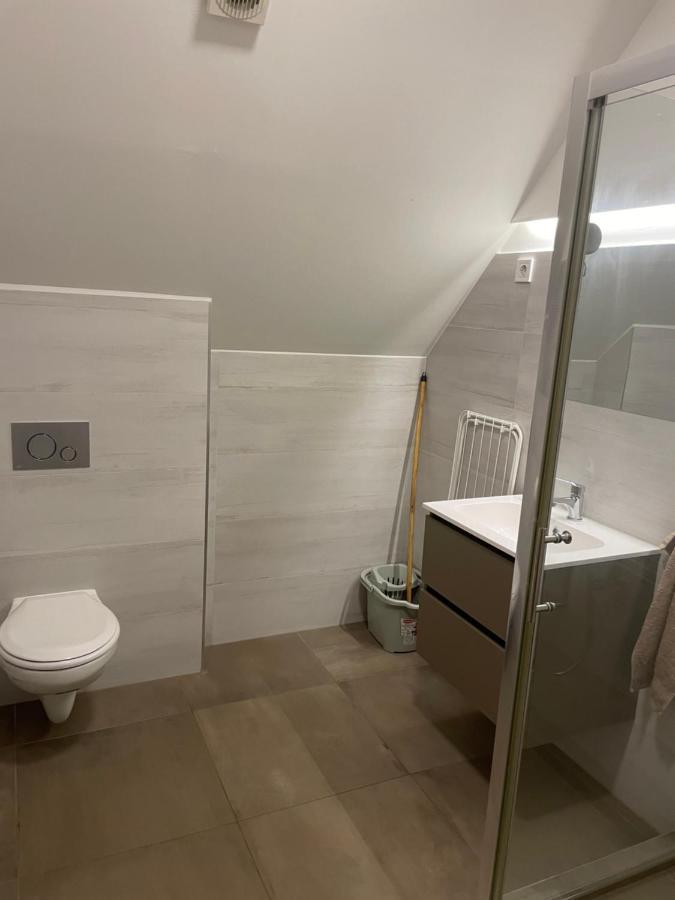 Kuenszler Apartmanhaz 자르마디 외부 사진